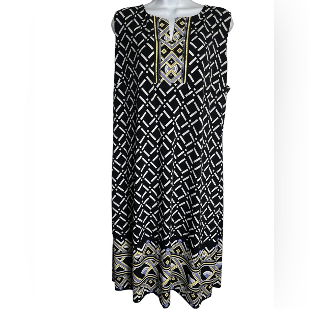 JM Collection size XXL sleeveless dress with silver rhinestone embellishments 🖤